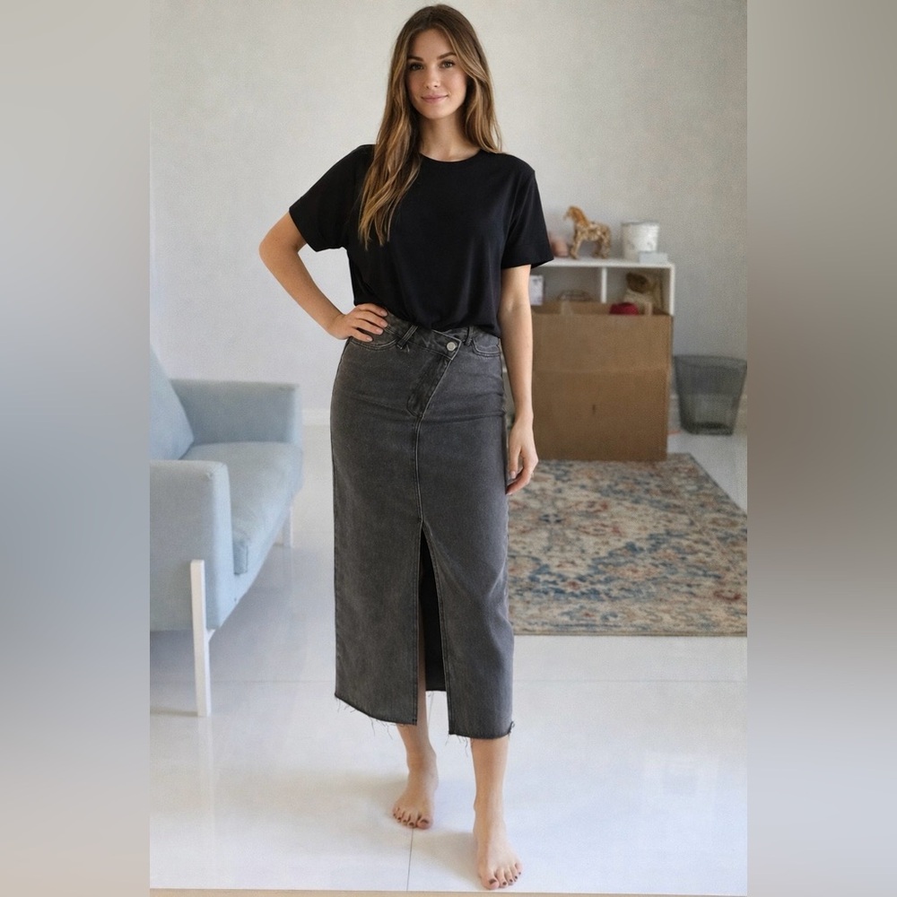 Women’s Gray Denim Midi Skirt – Raw Hem – High Waist – Trendy Street Style